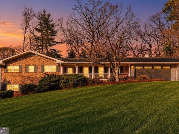 2478 Brookhurst Drive, Atlanta, GA 30338