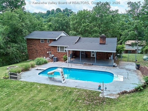 4926 Dempsey Drive, Charleston, WV 25313