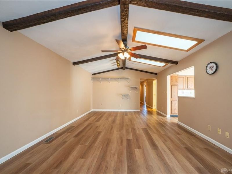 6385 Joseph Place, Centerville, OH 45459 Photo 7