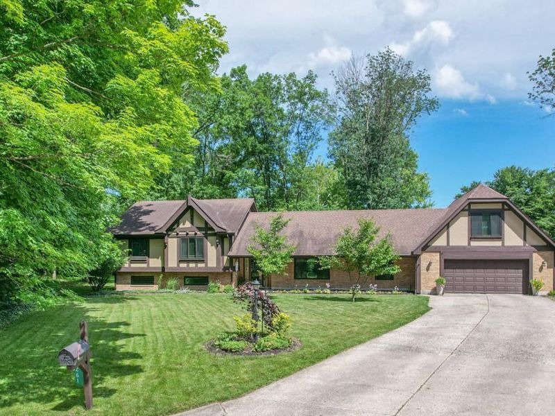 7261 Candlewyck Court, Centerville, OH 45459 Photo 2