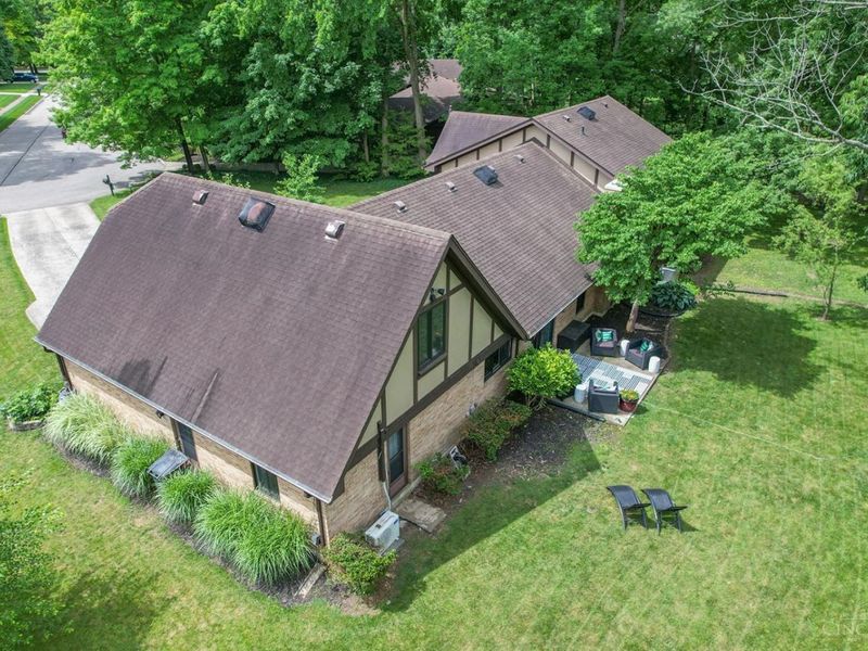 7261 Candlewyck Court, Centerville, OH 45459 Photo 8