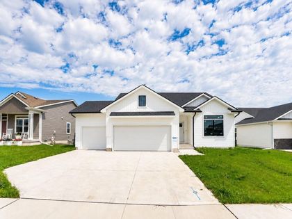 154 Crossroads Drive Des Moines, IA 50315