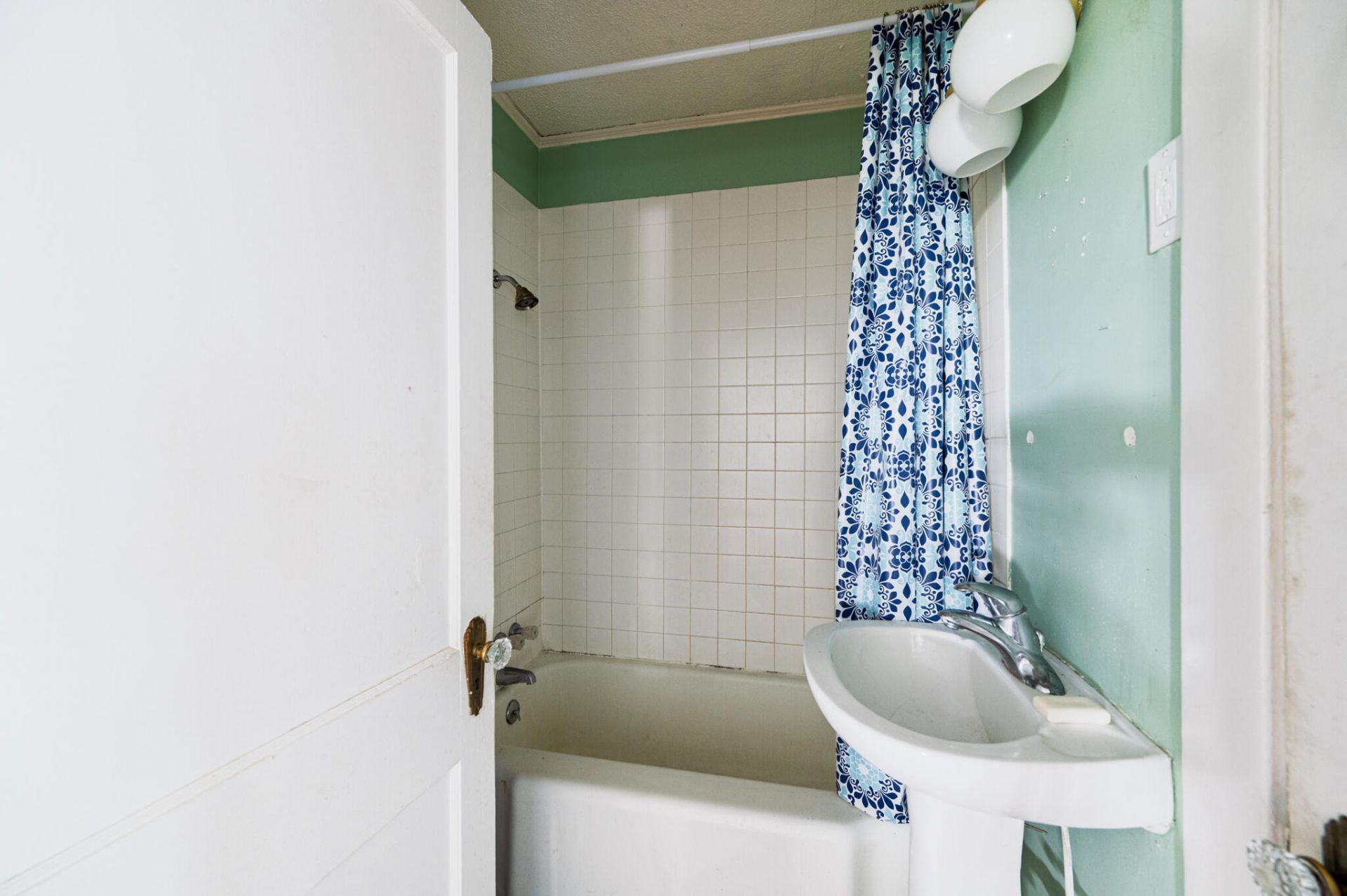 22 Hester Street Photo 18