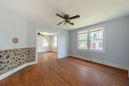 22 Hester Street photo 4