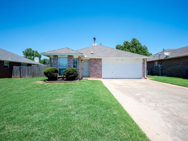 337 W Chantilly Way, Mustang, OK 73064