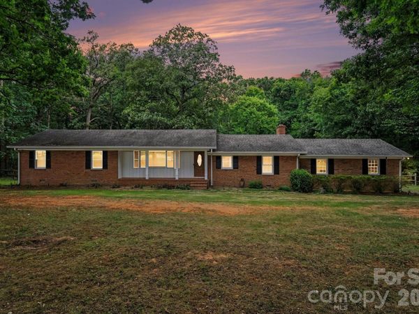 11980 Flowes Store Road , Midland, NC 28107
