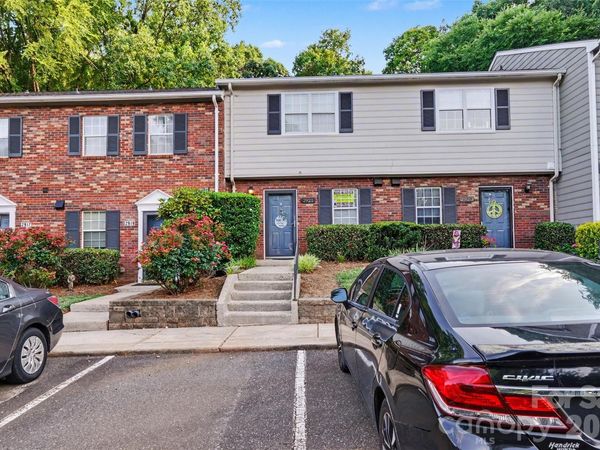 2921 Heathstead Place , Charlotte, NC 28210