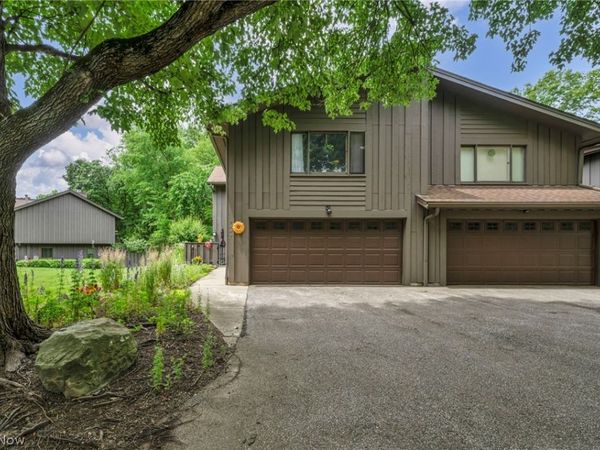 7444 Millrace Lane, Sagamore Hills, OH 44067