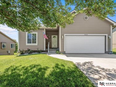 10602 S 26th Street, Bellevue, NE 68123