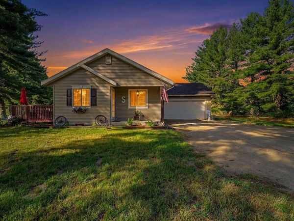 W8067 COUNTY ROAD YY, Wautoma, WI 54982