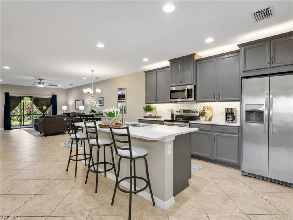 4337 Dutchess Park Rd, Fort Myers, FL 33916 Photo