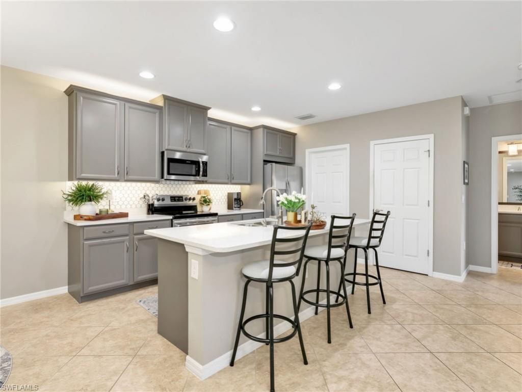 4337 Dutchess Park Rd, Fort Myers, FL 33916 Photo
