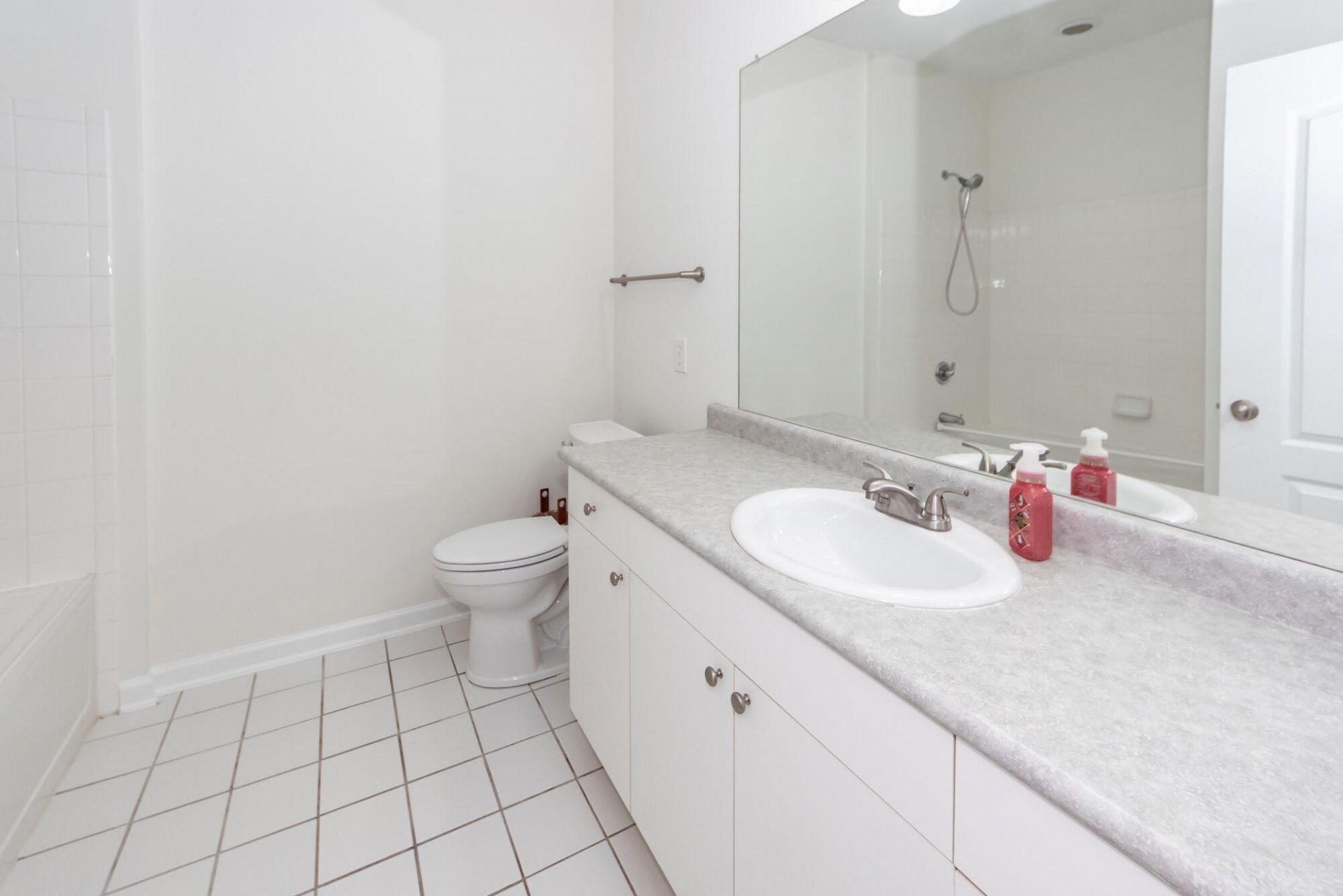 2211 Egret Crest Lane Photo 23
