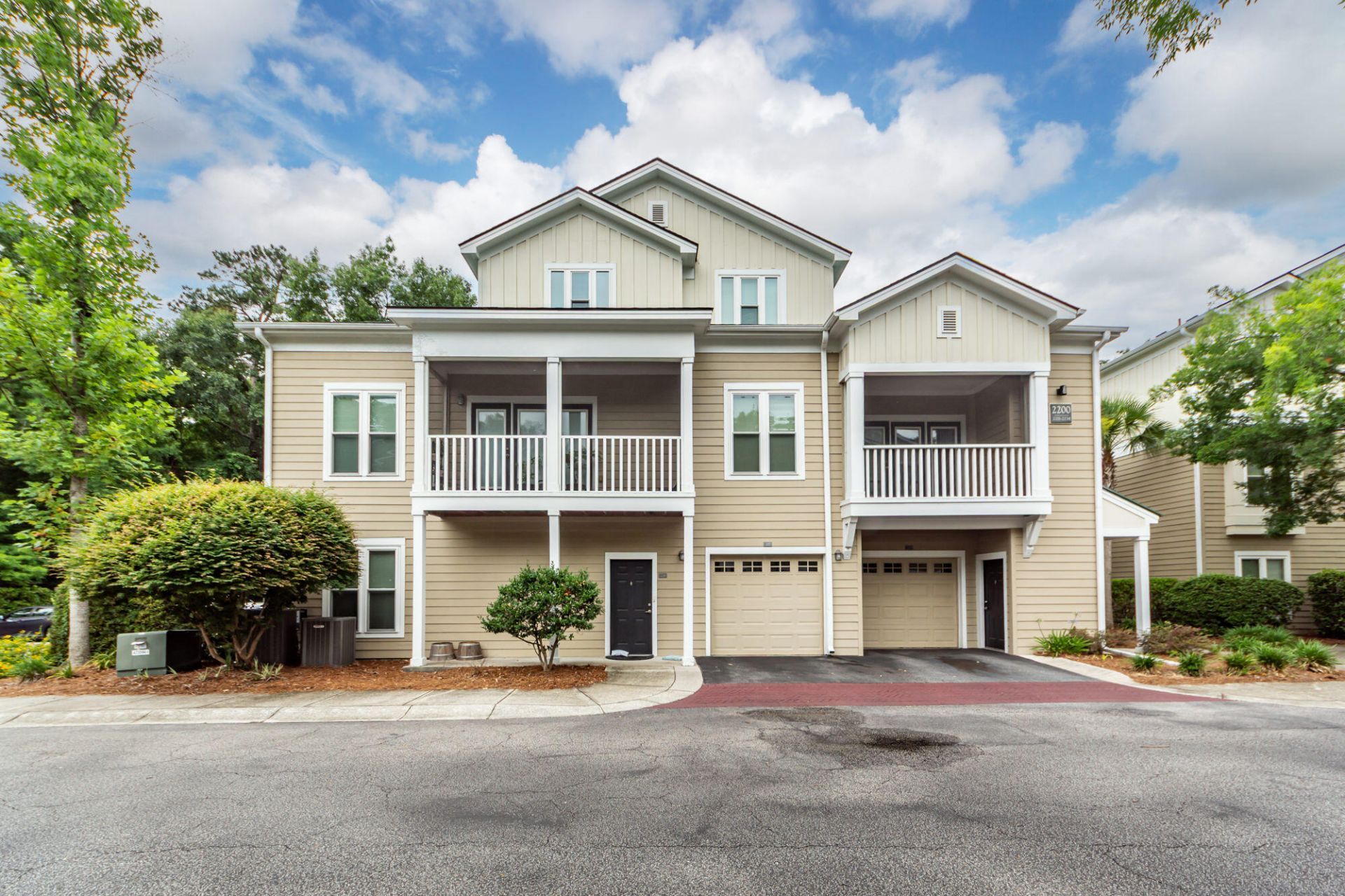 2211 Egret Crest Lane Photo 4