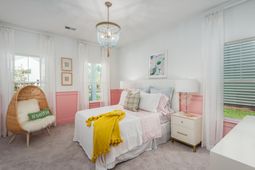 1046 Lettered Olive Lane photo 4