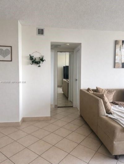 3675 N Country Club Dr, Unit 1406, Aventura, FL 33180 Photo
