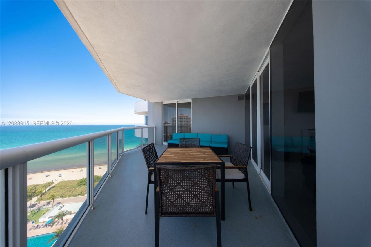 6301 Collins Ave , Unit 1708, Miami Beach, FL 33141 Photo