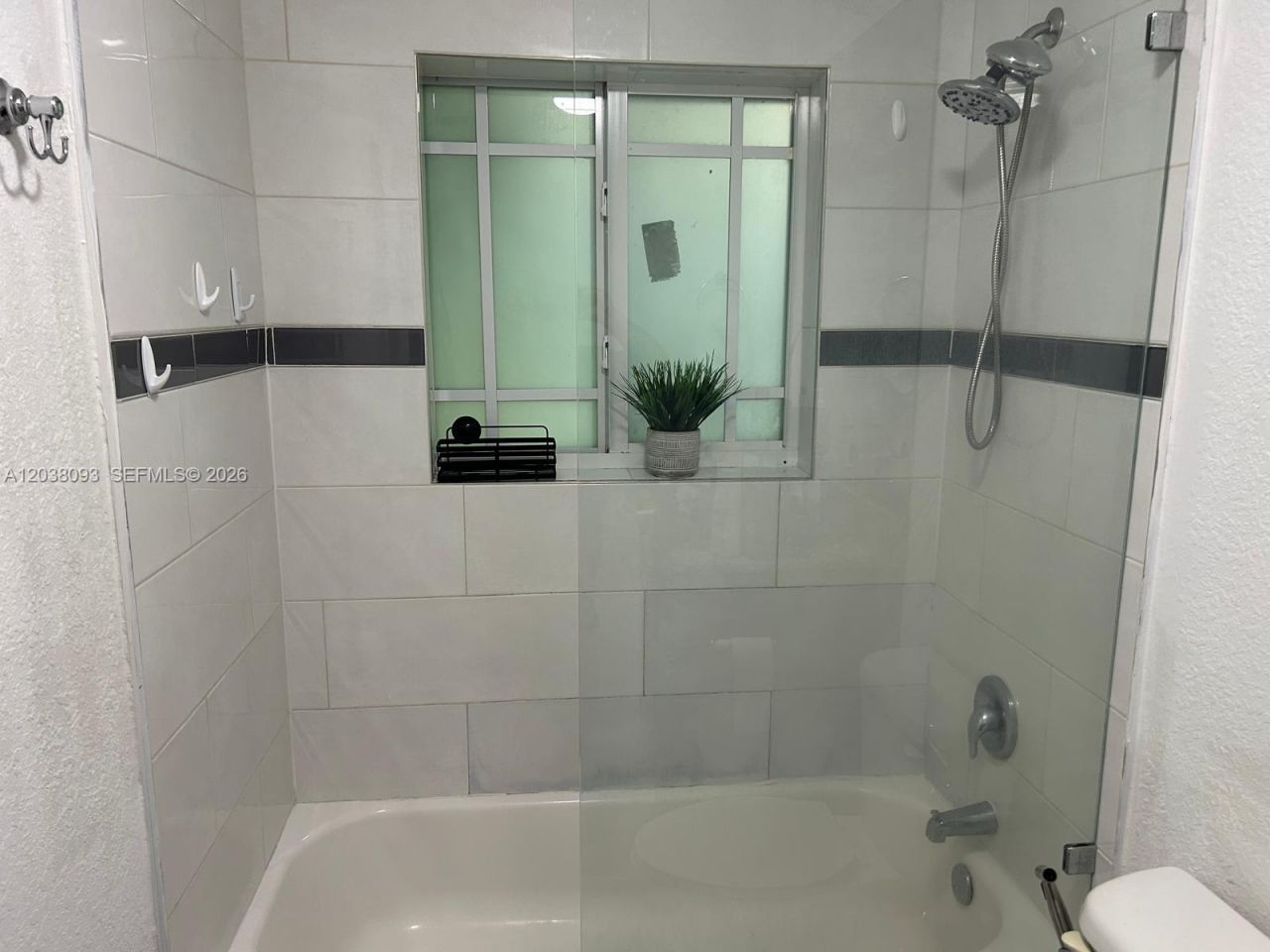 106 SE 9th Ct , Unit 201, Hallandale Beach, FL 33009 Photo