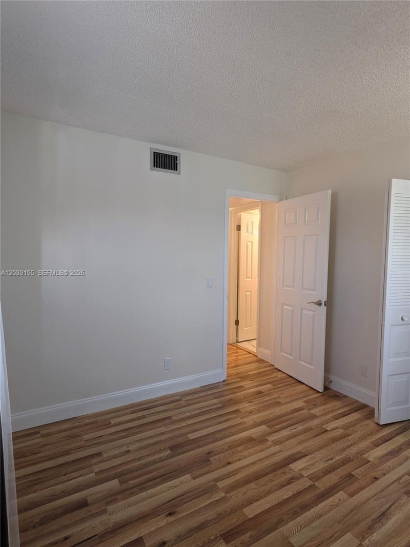 10120 Sunrise Lakes Blvd, Unit 110, Sunrise, FL 33322 Photo