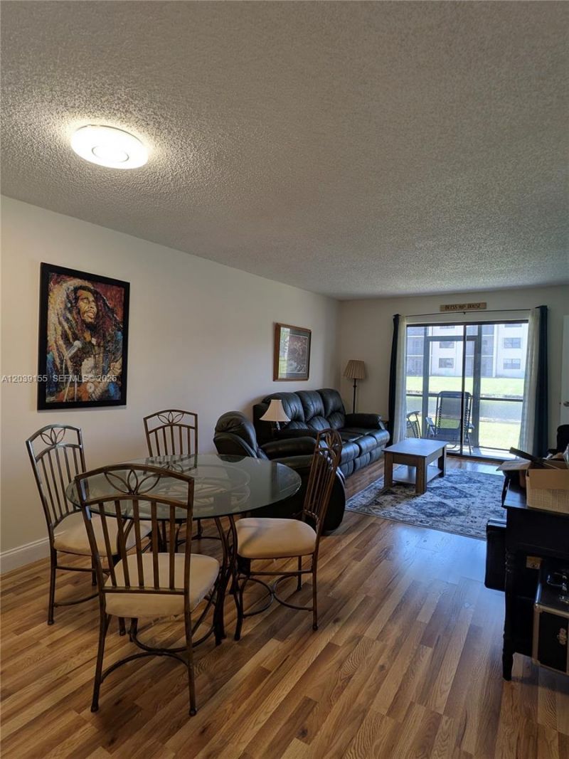 10120 Sunrise Lakes Blvd, Unit 110, Sunrise, FL 33322 Photo