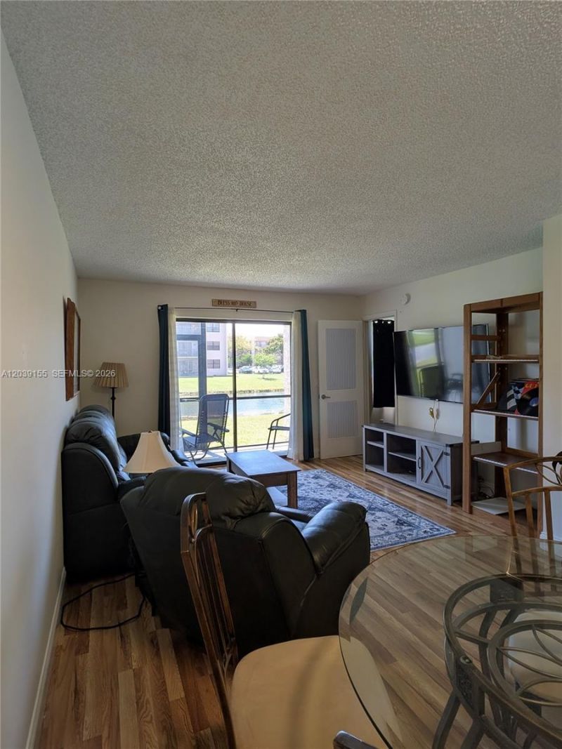 10120 Sunrise Lakes Blvd, Unit 110, Sunrise, FL 33322 Photo