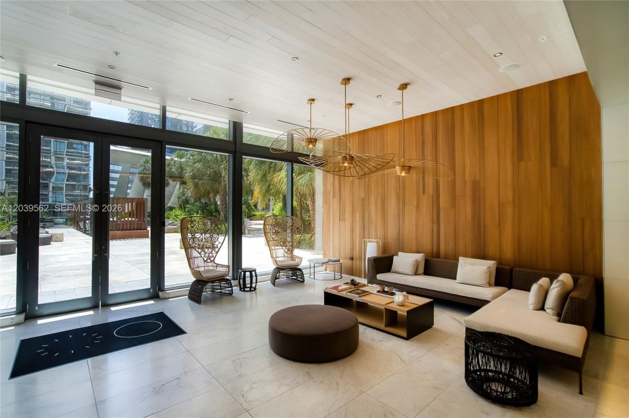 88 SW 7th St , Unit 1006, Miami, FL 33130 Photo