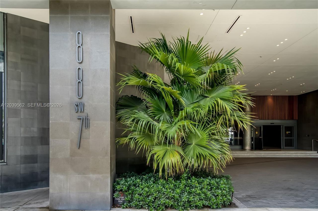 88 SW 7th St , Unit 1006, Miami, FL 33130 Photo