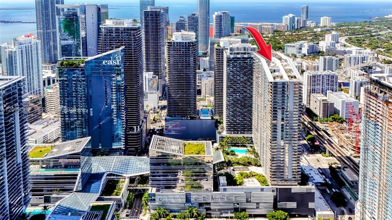 88 SW 7th St , Unit 1006, Miami, FL 33130 Photo