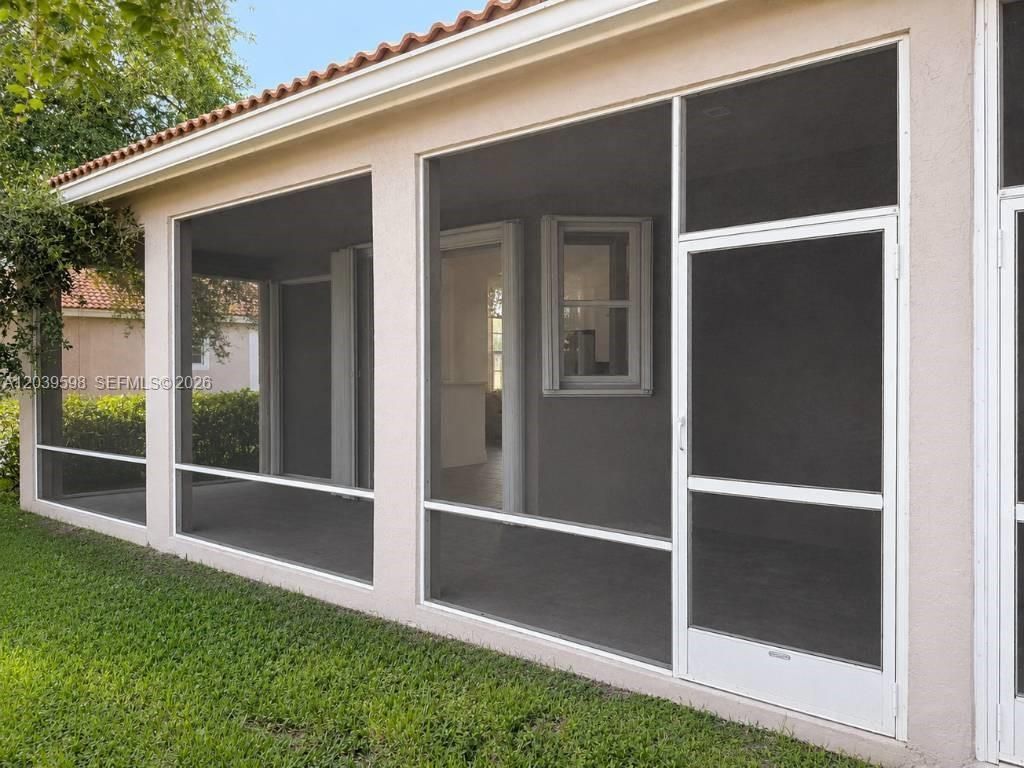 8090 S Aragon Blvd, Unit 3, Sunrise, FL 33322 Photo