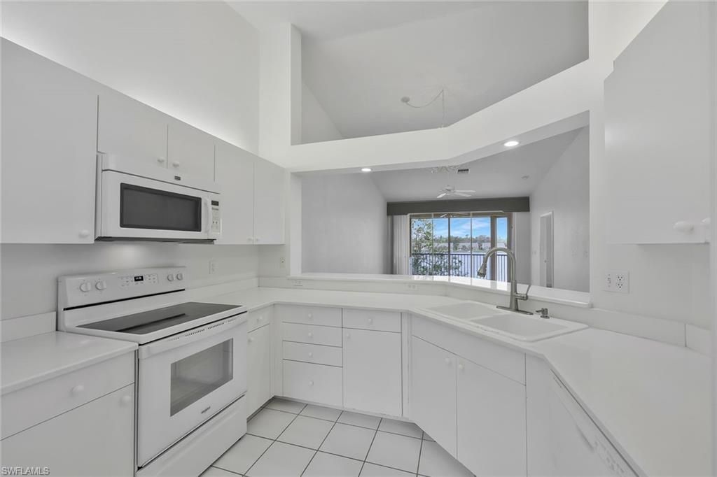 3420 W Crown Pointe Blvd, Unit 202, Naples, FL 34112 Photo