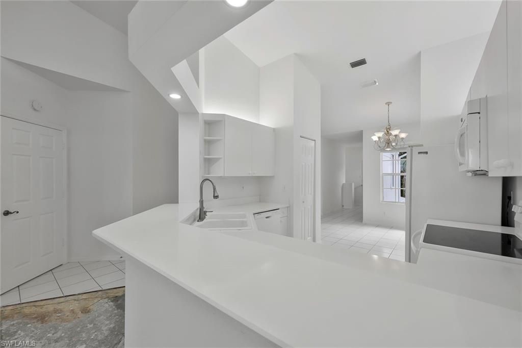 3420 W Crown Pointe Blvd, Unit 202, Naples, FL 34112 Photo
