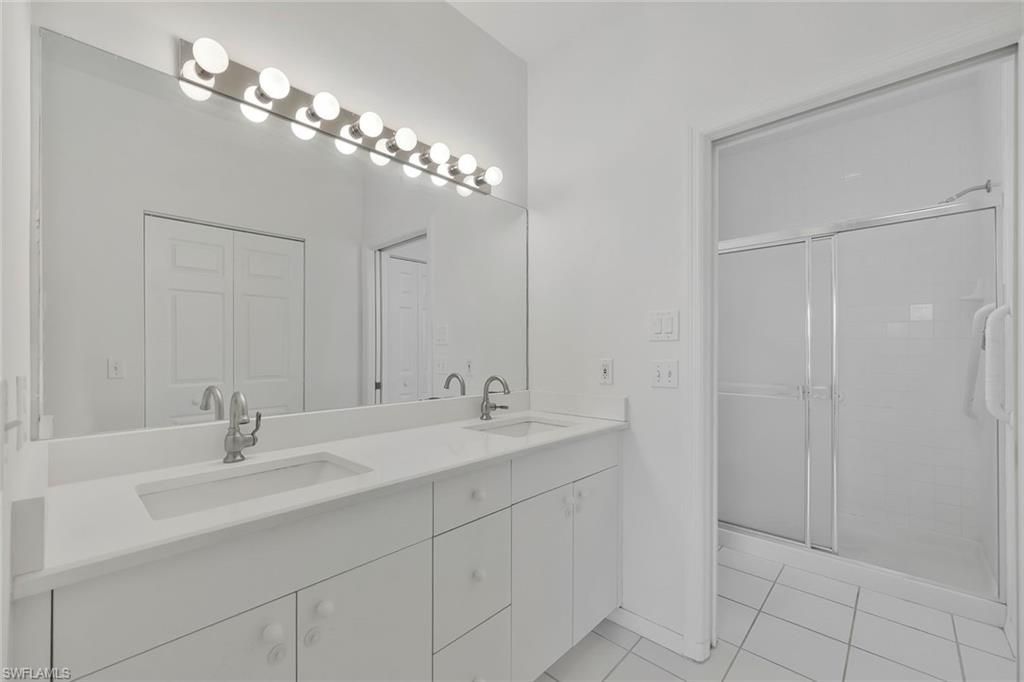 3420 W Crown Pointe Blvd, Unit 202, Naples, FL 34112 Photo