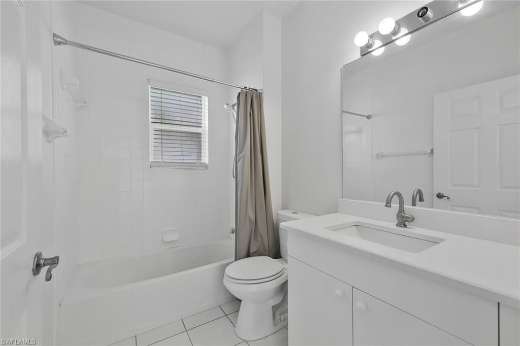3420 W Crown Pointe Blvd, Unit 202, Naples, FL 34112 Photo