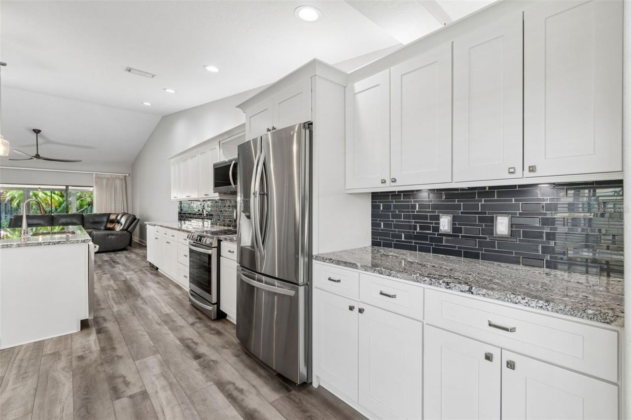 6019 Courtside Drive, Bradenton, FL 34210 Photo