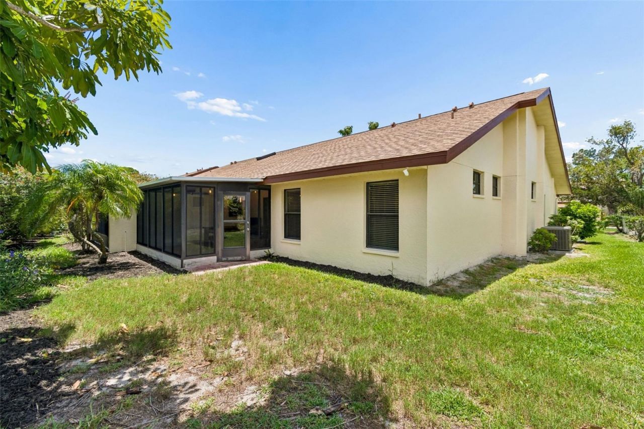 6019 Courtside Drive, Bradenton, FL 34210 Photo