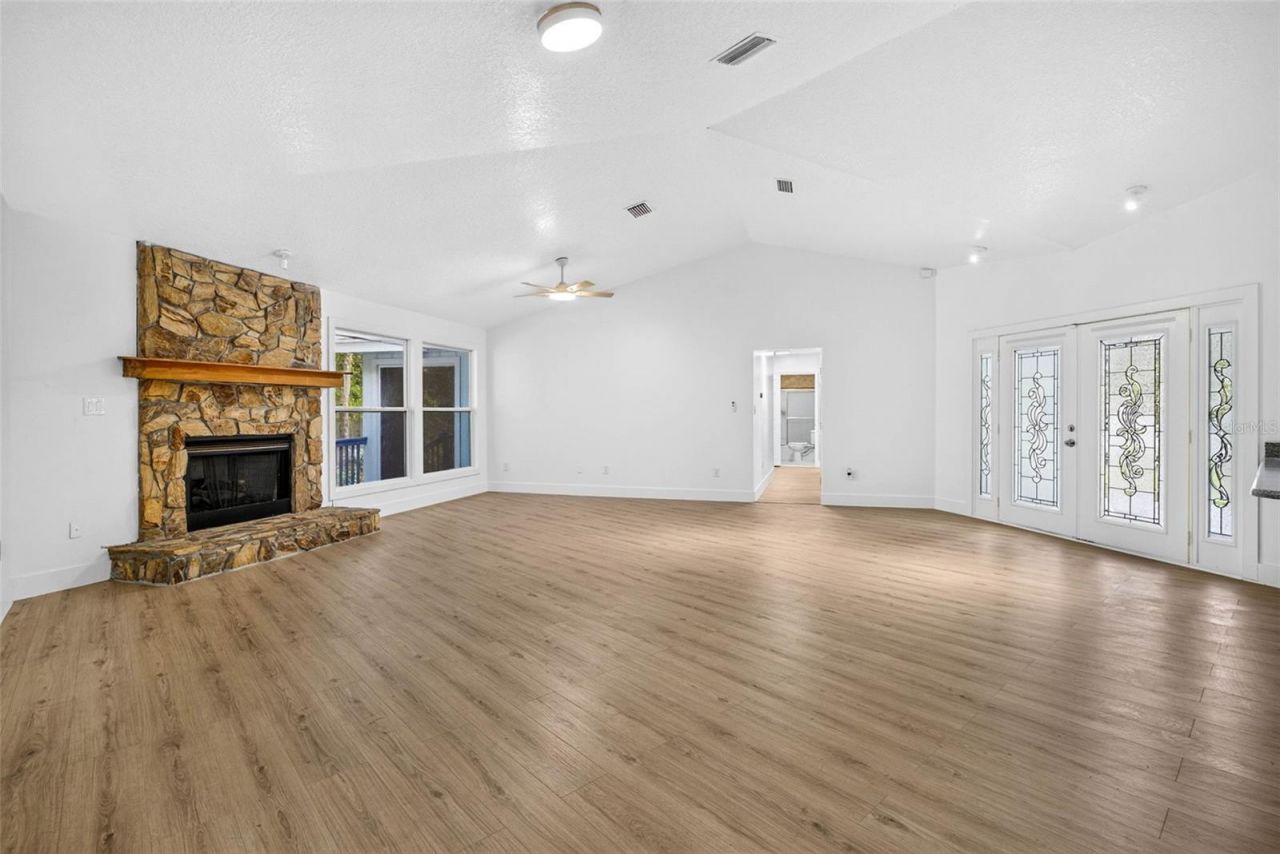 4586 S Flambeau Loop , Homosassa, FL 34448 Photo