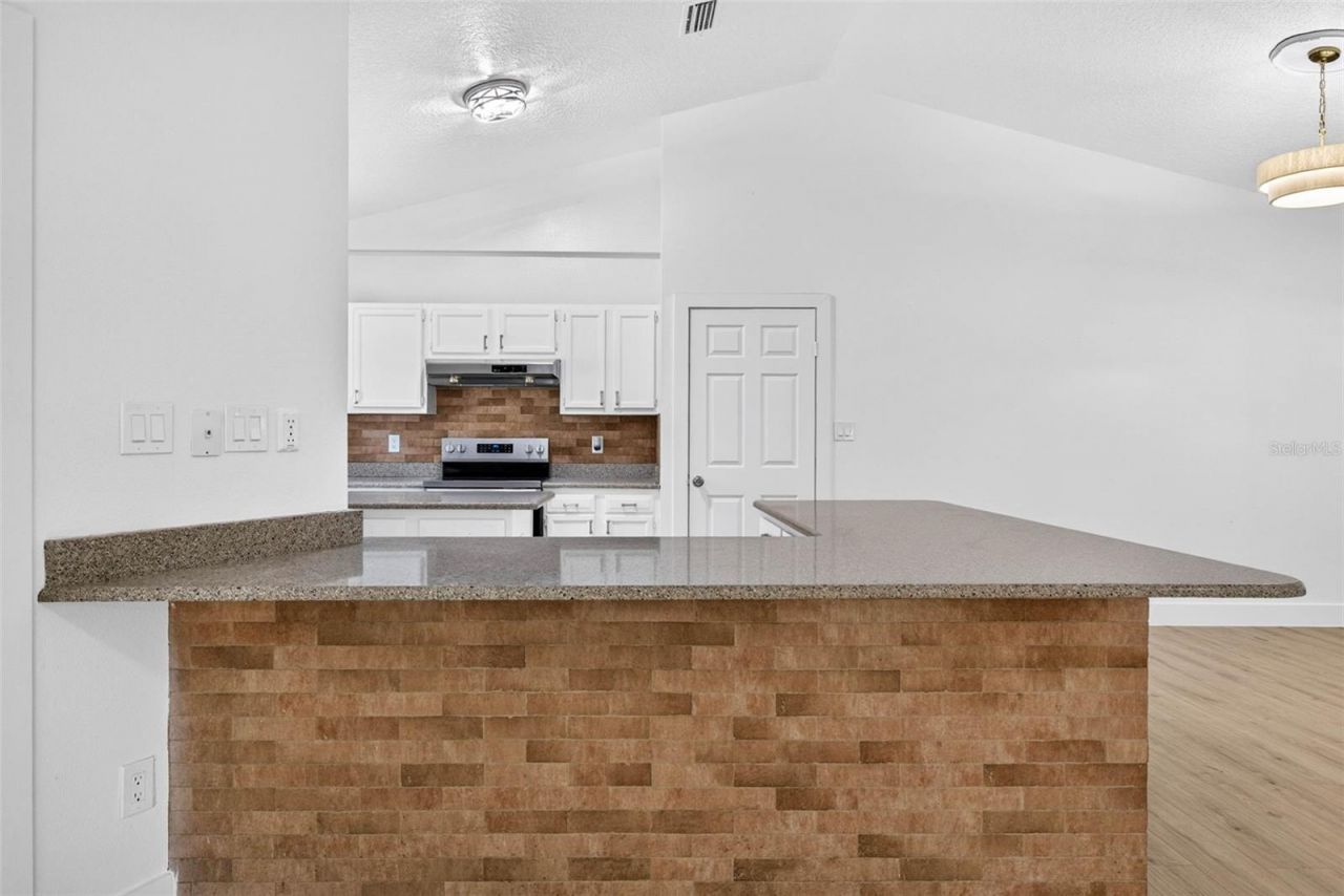 4586 S Flambeau Loop , Homosassa, FL 34448 Photo