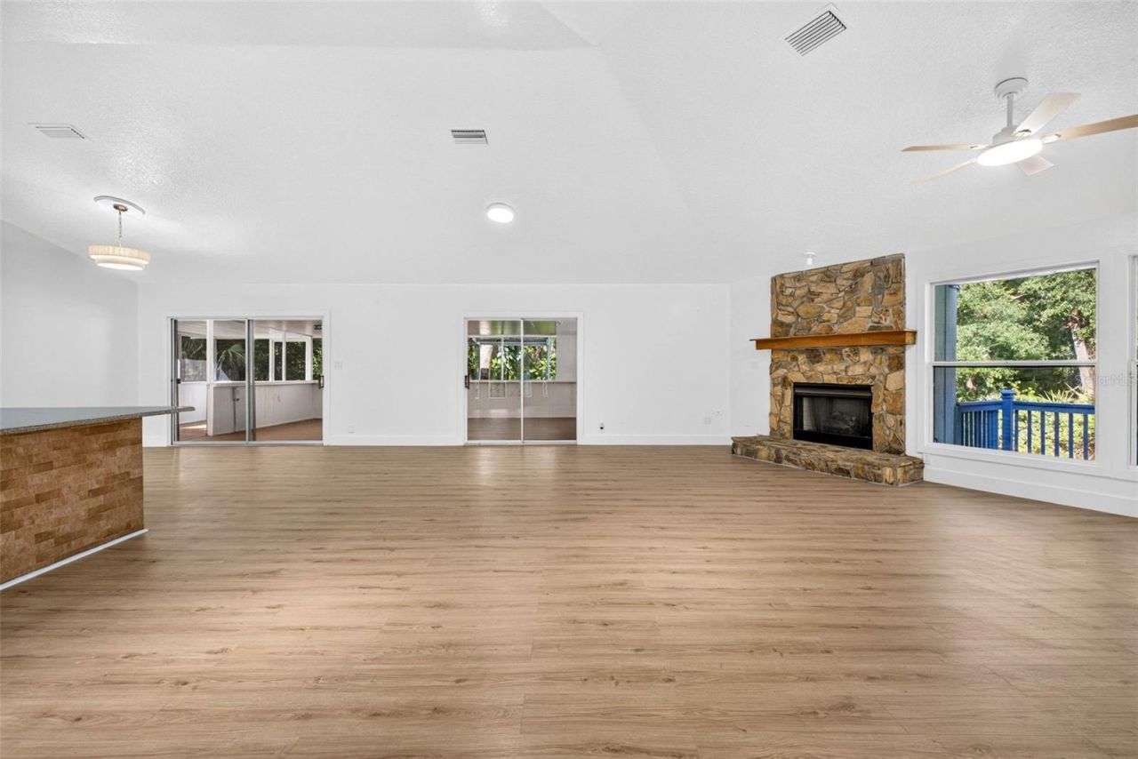4586 S Flambeau Loop , Homosassa, FL 34448 Photo