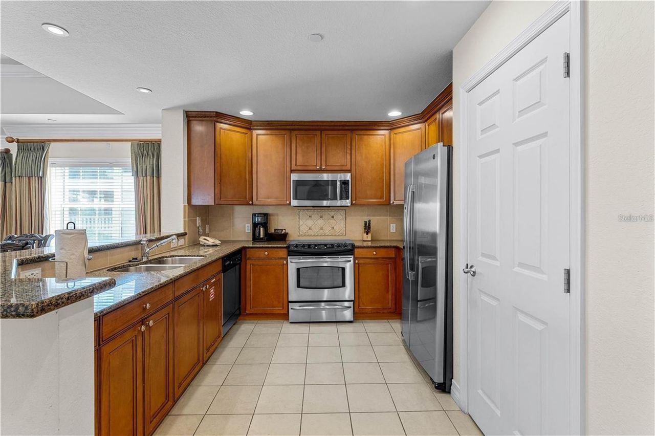 1106 Sunset View Circle , Unit 304, Reunion, FL 34747 Photo