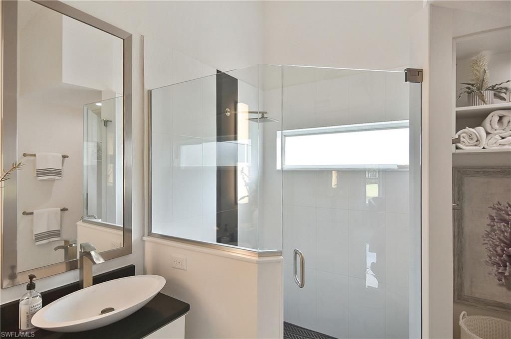 10235 Bismark Palm Way, Unit 1521, Fort Myers, FL 33966 Photo