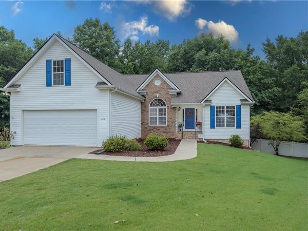 612 Old River Run , Monroe, GA 30656