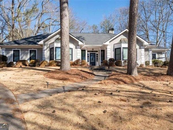 3591 Wynterset Drive , Snellville, GA 30039