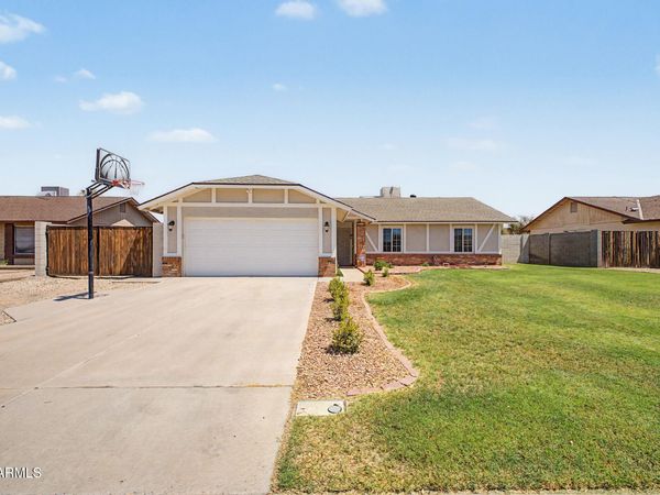 6938 W CAMERON Drive, Peoria, AZ 85345