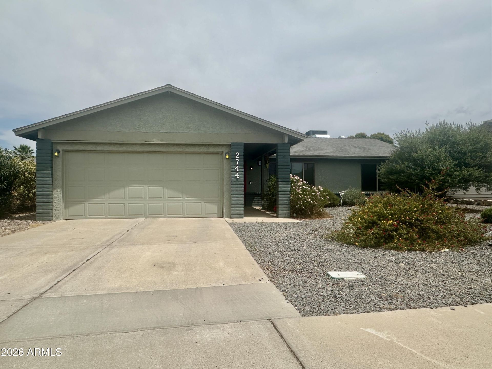 2744 E Villa Rita Drive, Phoenix, AZ 85032 Main Photo