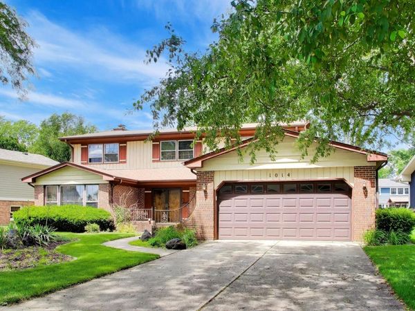 1014 E Crabtree Drive , Arlington Heights, IL 60004