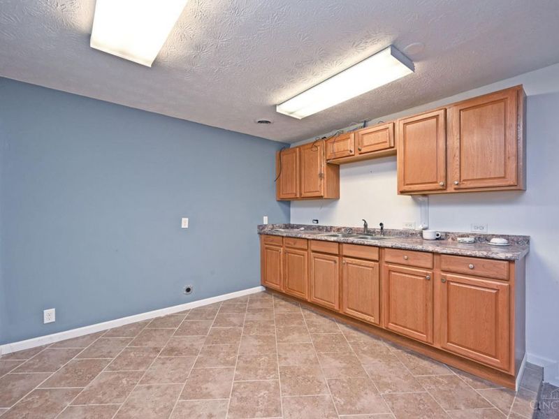 9101 N Dixie Drive, Butler Twp, OH 45414 Photo 39