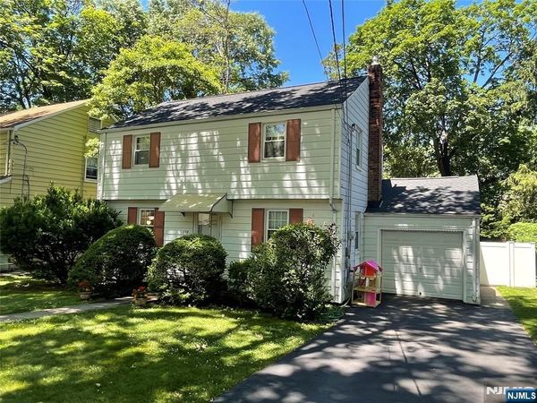 772 Stelton Street, TEANECK, NJ 07666