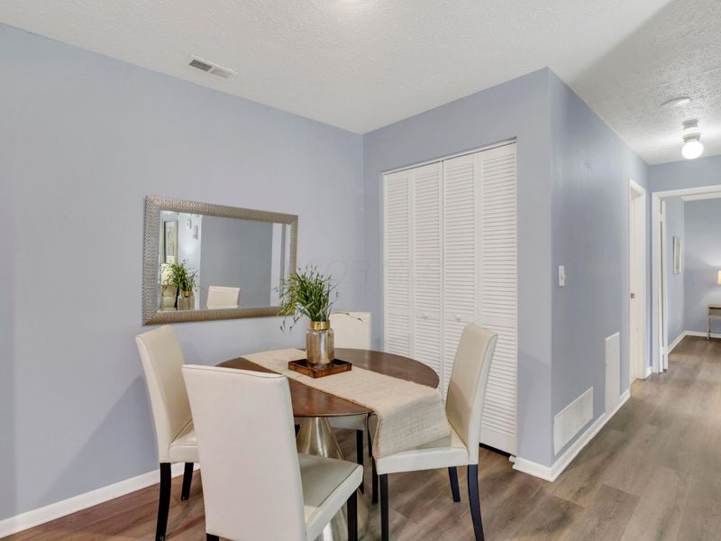 2269 Hedgerow Road , Unit 2269B, Columbus, OH 43220 Photo 18