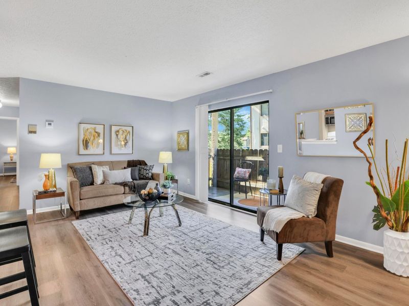 2269 Hedgerow Road , Unit 2269B, Columbus, OH 43220 Photo 8