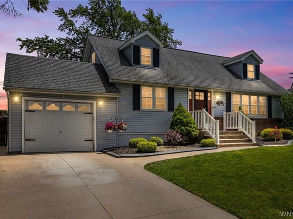 23 Greenbranch Road , West Seneca, NY 14224